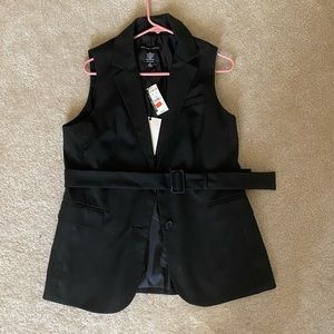 New York & Co Sleeveless Blazer